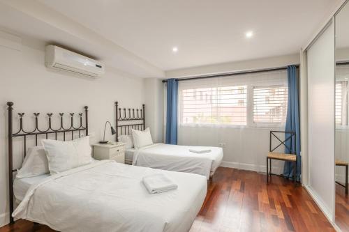 Las Casas de Moratin - image 2
