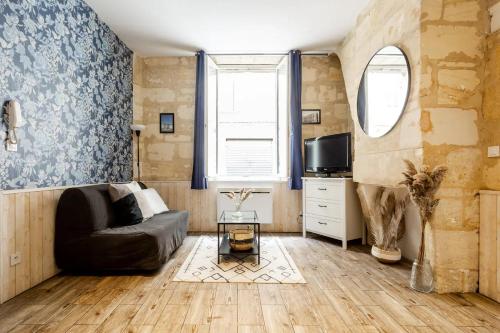 Lurbe Bleue I Peaceful & Charming 4pax apartment I Bordeaux City Center, Burdeos