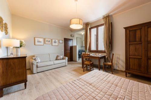 Apartments Florence- Ariento Ercole in the heart of Florence - image 12