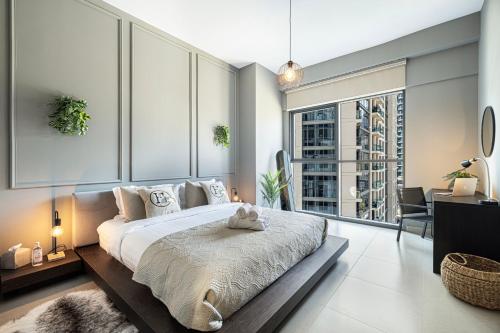 Iconic Burj Khalifa Views from Luxury 1BR Home, Dubai (Foto 4)