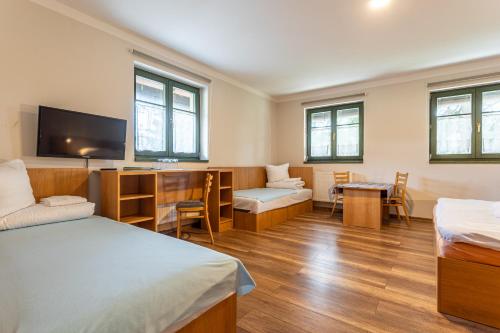 Houda Bouda - Penzion & Apartmány - image 11