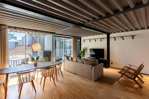 2 bedrooms, 4 beds