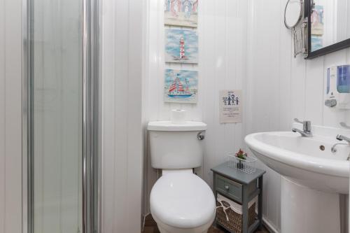 Friends hotel - image 8