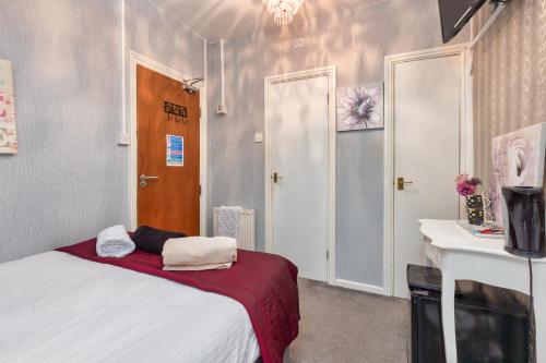 Friends hotel - image 10