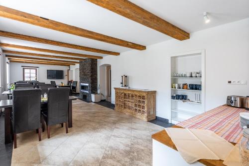 Houda Bouda - Penzion & Apartmány - image 4