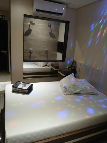 淋浴間, Deslize Motel in 阿雷格里港郊區