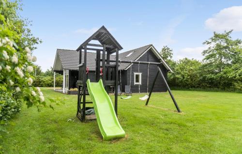 Vista exterior, Three-Bedroom Holiday Home In Hemmet in Hemmet