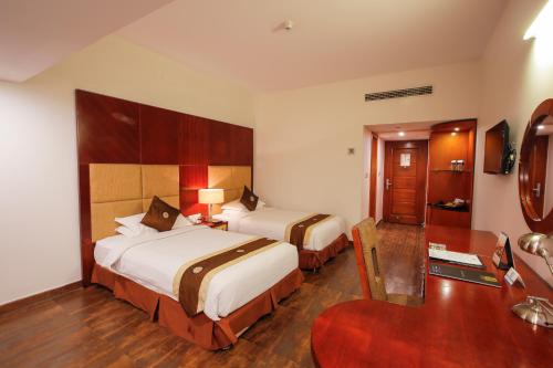 Long Beach Hotel Room Type - Premier Twin Room
