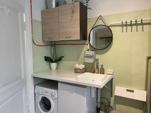 Sunny 1 Br Apt in Center Next to Park, Ryga (zdjęcie 7)