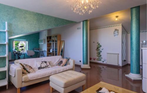 Awesome Home In Castel Colonna Di Mont