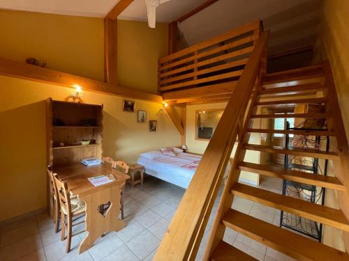 Auberge La Ferme De Ferrières - image 6