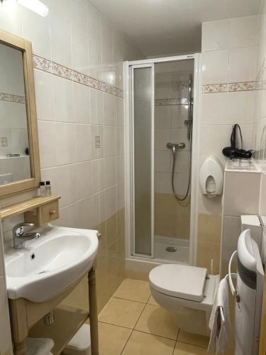 Auberge La Ferme De Ferrières - image 12