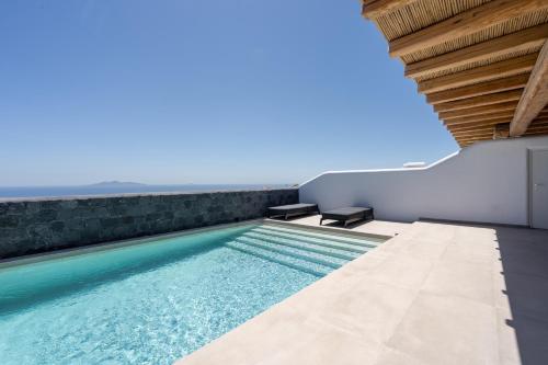 564164054 NĒRO Suites by NOMÉE Hospitality Group