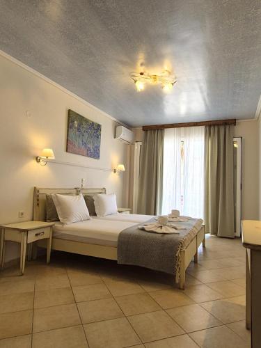 Vrachos Beach Hotel - image 9