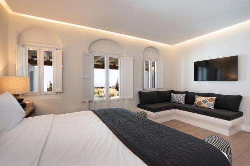 564168939 NĒRO Suites by NOMÉE Hospitality Group