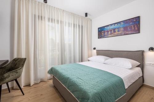 Apartmani Vila Mara M 1 heated pool in โอมิซาลจ์