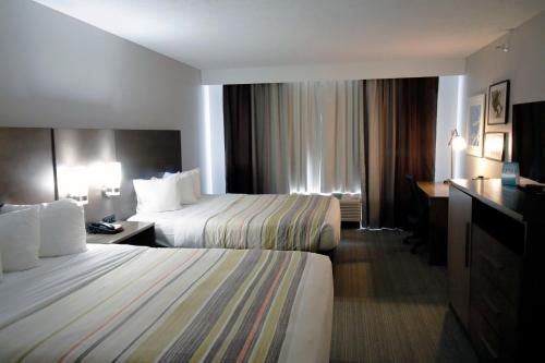 Country Inn & Suites by Radisson, Council Bluffs, IA