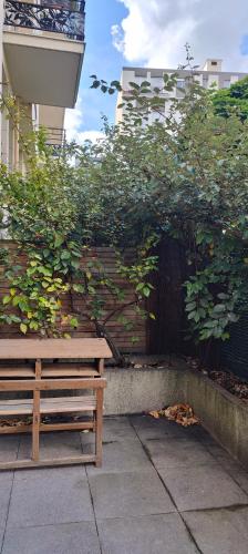 Your lovely parisian 2 rooms apartment with private terrace - Jourdain, Paris (Foto 10)