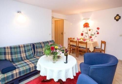 Souterrain-Wohnung am Ufer der Müritz (Souterrain-Wohnung am Ufer der Muritz) in Robel/Muritz