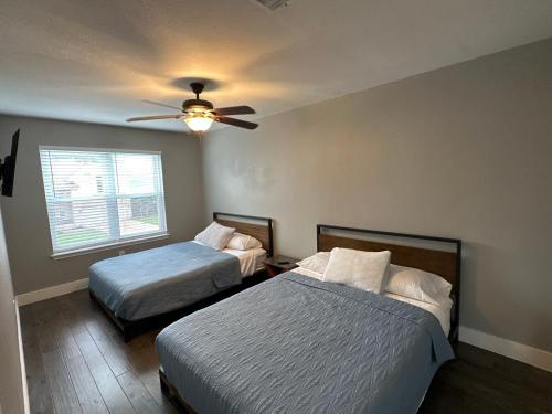 Cozy open house 1349Jasmine Dr home away from home in Lewisville, USA