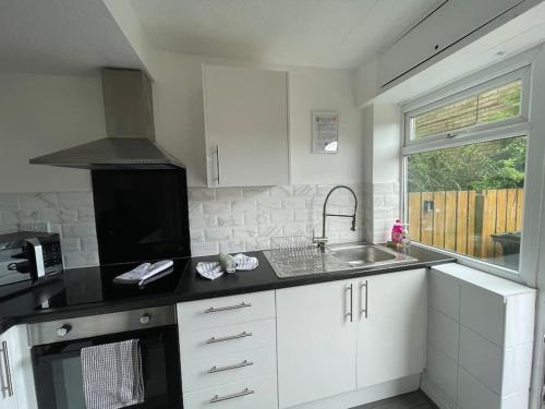 Duplicate Redcroft-3 Bdrm Sleeps 5 Quiet Residental Area near Newcastle Airport