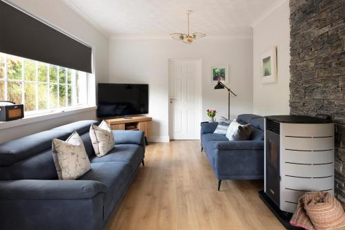 Shared lounge/TV area, Green Isle in Raycoslough