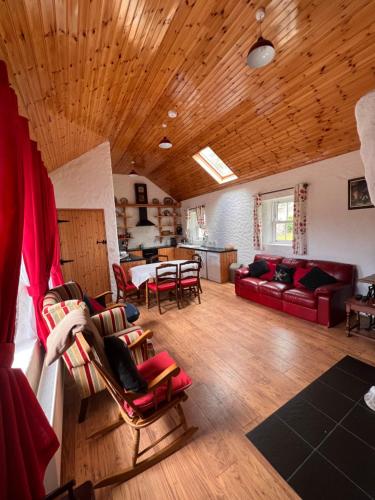 Mia's Self Catering Holiday Cottage Donegal in Dunglow