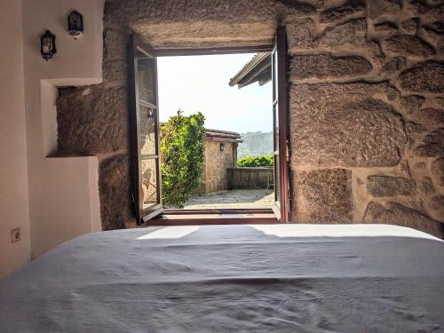 Casita de piedra en la naturaleza a 10 min de la playa