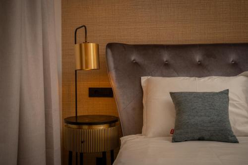 OLD CITY VIEWPOINT by DubrovnikView