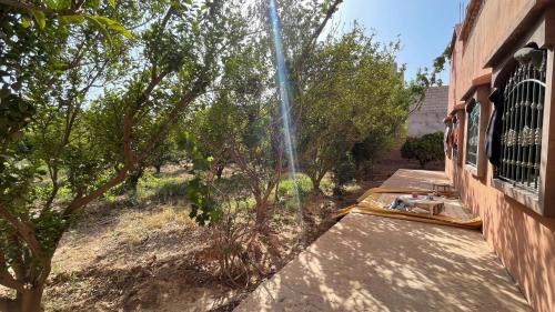 Oasis de Sérénité - Villa Spacieuse avec Jardin Oasis de Sérénité - Villa Spacieuse avec Jardin