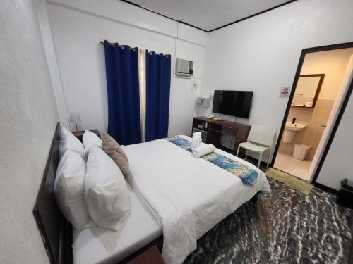 Sunvilla beachfront hotel Room Type - Budget Double Room