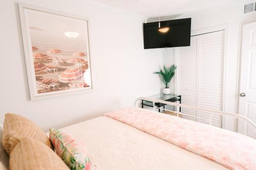 Beach-Pool-Private Balcony Beach-Pool-Private Balcony