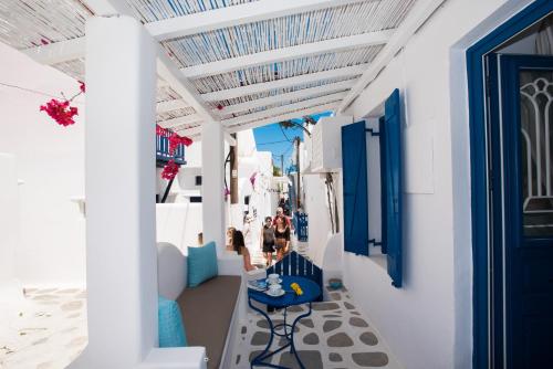 Eleanna's - image 5