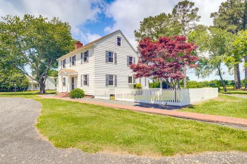 Updated Cape Charles Home about 2 Miles to Beachfront! - image 10