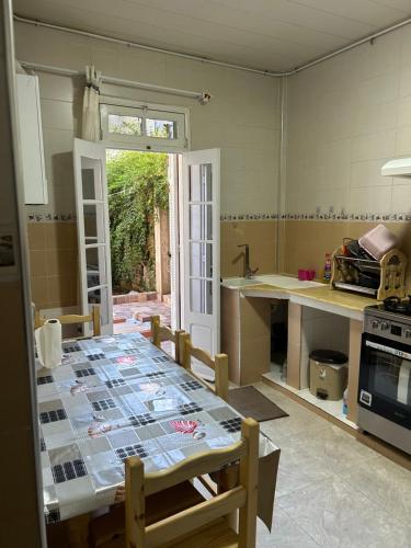 מתקני המלון, Yassine's home in ג'יג'ל