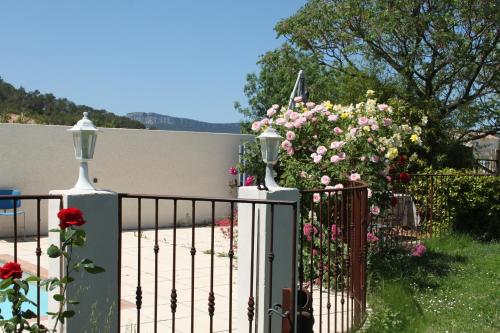 maison dans un charmant village au cœur des garrigues in Sainte-Croix-de-Quintillargues