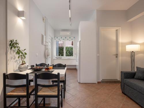 Facilities, Elena Seafront Luxury Apartments in Vamos