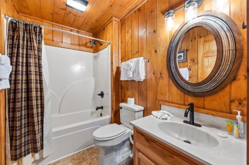 A Wolf's Den Gatlinburg – Gatlinburg