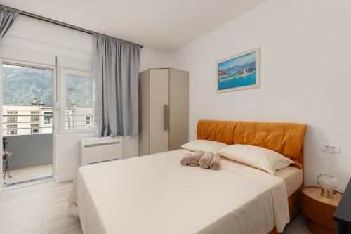 Studio with Sea View image 6