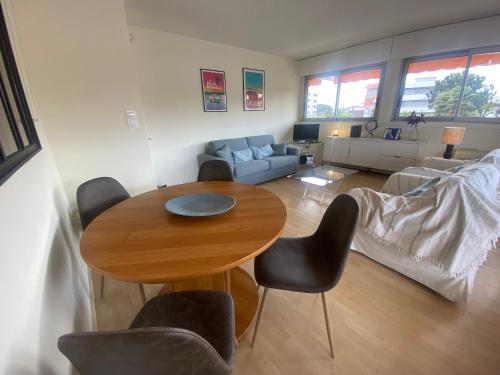 Apartment image 10