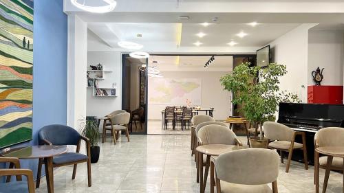 Compass Hostel, Бишкек