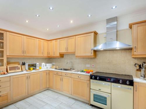 المرافق, 6 Bed in Harlech 89630 in هارليش