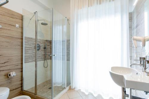 Hotel Lungomare - image 6