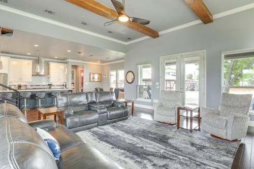 Gorgeous Granbury Lake House with Hot Tub and Dock! in Granbury, USA