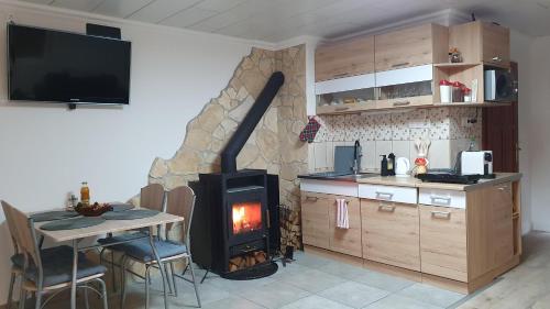 Kitchen, Sziklaszirt - Wellness Vendeghaz in Salgótarján