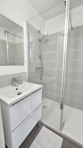 Georges #Parking#Balcon in Clermont-ferrand