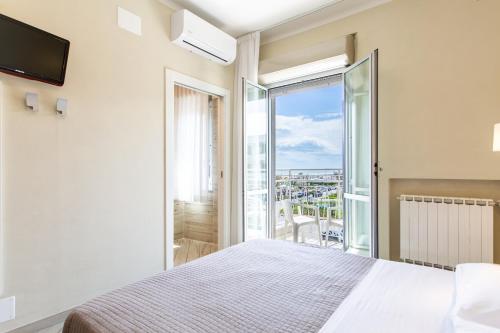 Hotel Lungomare - image 14