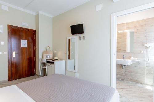 Hotel Lungomare - image 10