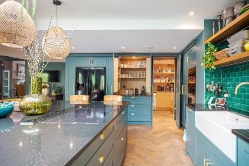 Heaver House - stunning, large 5Br home nr tube and tooting common, Londyn (zdjęcie 10)