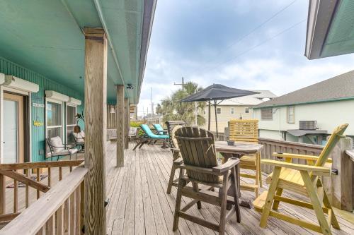 Crystal Beach Home with Deck and Ocean Views! in Crystal Beach, USA